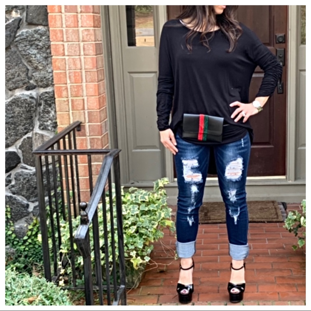 Chic fanny bag/belted purse - Picture 2 of 7